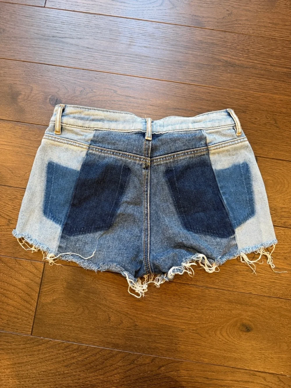 Pacsun High-Rise Denim Cutoff Shorts Size 24 - C41-002
